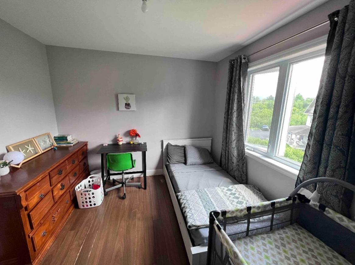Maison Chaleureuse, Energetique Et Florale แชร์บูร์ก ภายนอก รูปภาพ